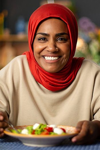 Nadiya's Cook Once Eat Twice