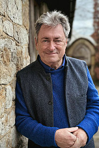 Love Your Friday with Alan Titchmarsh